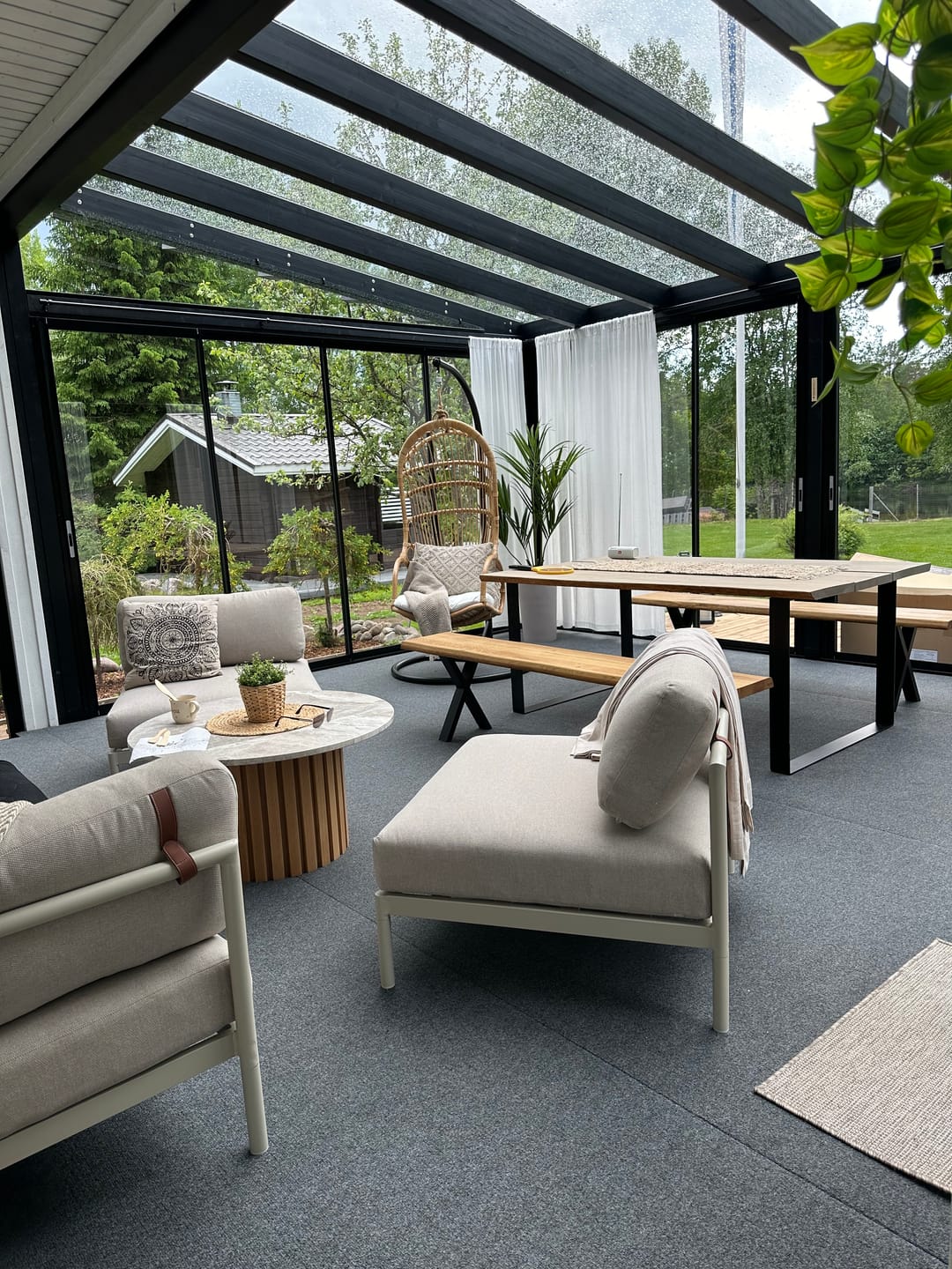 Säänkestävä terassimatto – näin nostat ulkotilasi uudelle tasolle Termomaton avulla